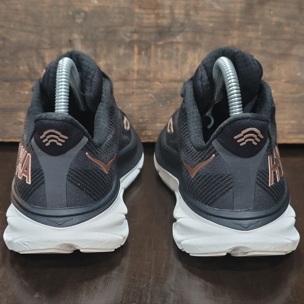 HOKA Clifton 9 "Black/Rose Gold" Wmns 7B  Fast Shipping - Picture 8 of 12